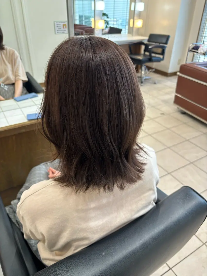 透明感ワンカラー◎赤みを抑えた柔らかい色味にの写真