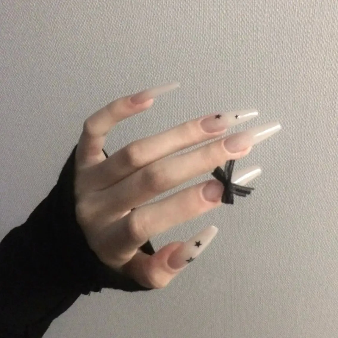 ネイル リボン ハンドネイル U.m nail salonのネイルデザイン