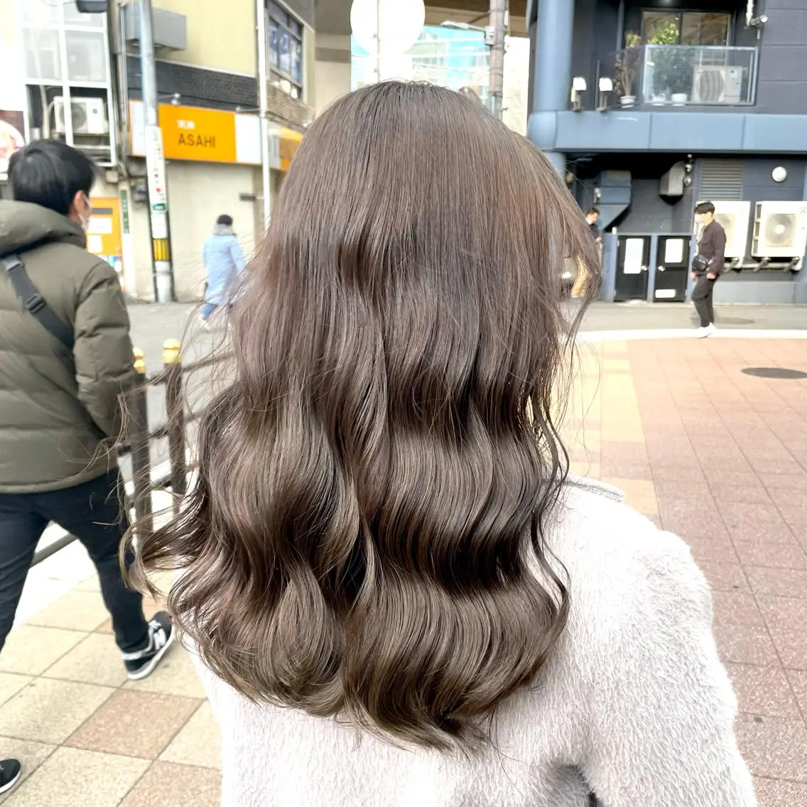セミロング カラー ブリーチなし透明感 🍀梅田・増田のヘアスタイル