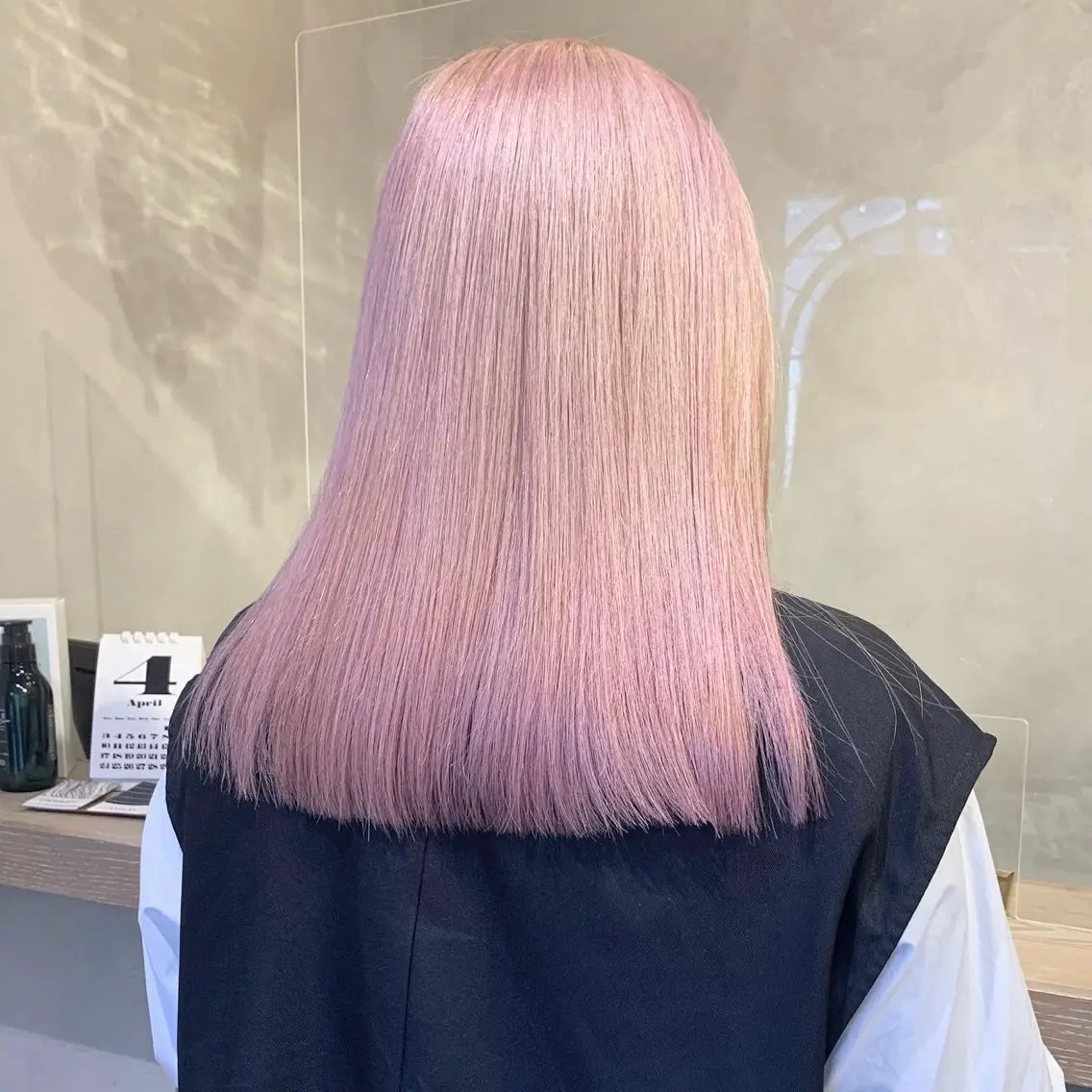 ミディアム カラー ブリーチ ハイトーンカラー ピンクカラー 似合わせカット ヘアカラー トリートメント ハイトーン/ブリーチ /表参道/森山雄斗のヘアスタイル