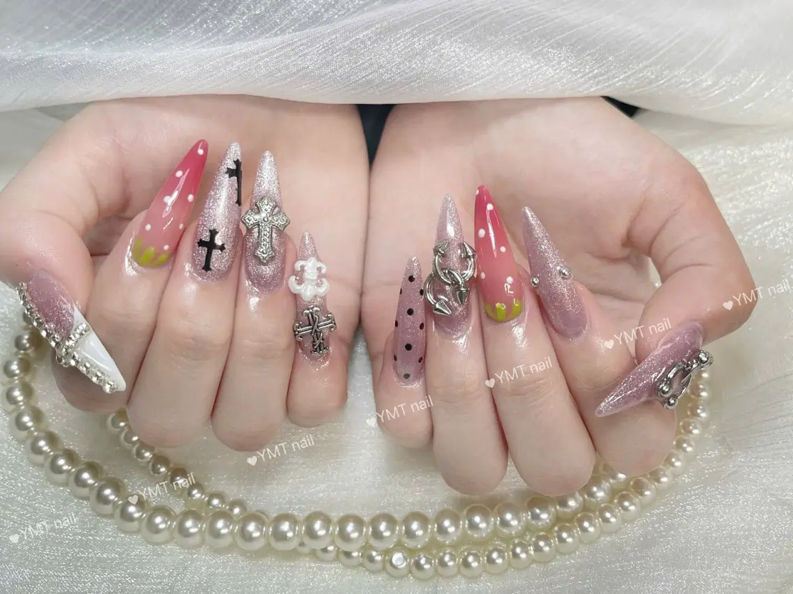 【長さ出し】持ち込み10本アート&パーツ埋め尽くし つけ放題の写真