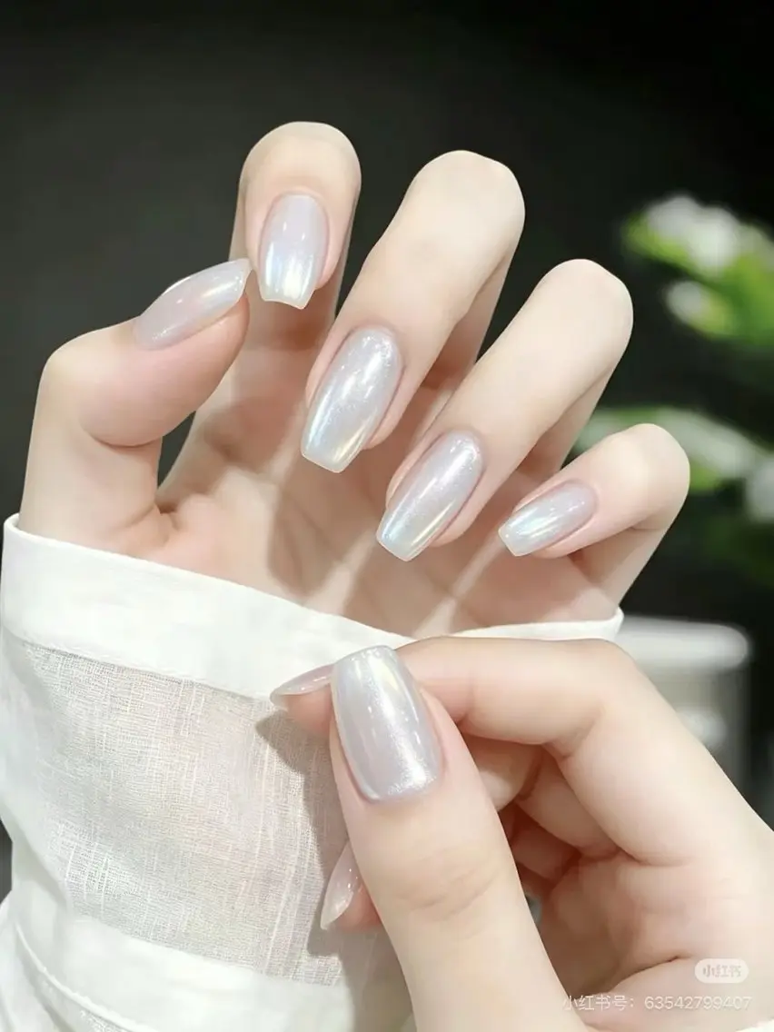 💖ジェルオフ無料💖オーロラネイルorミラーネイルの写真