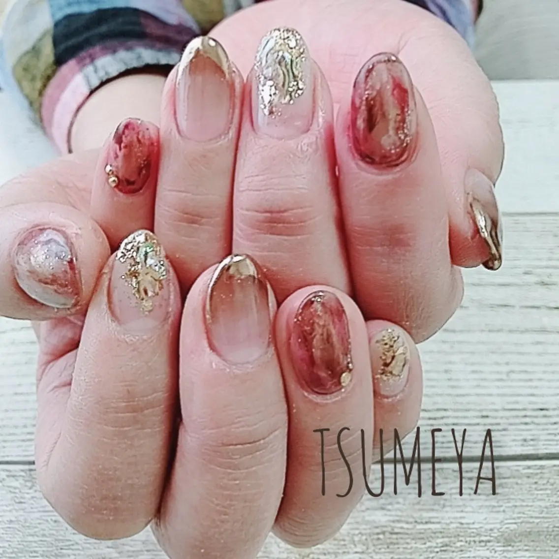 ネイル ブラウン フレンチネイル ミラーネイル ニュアンスネイル _TSUMEYA _のネイルデザイン