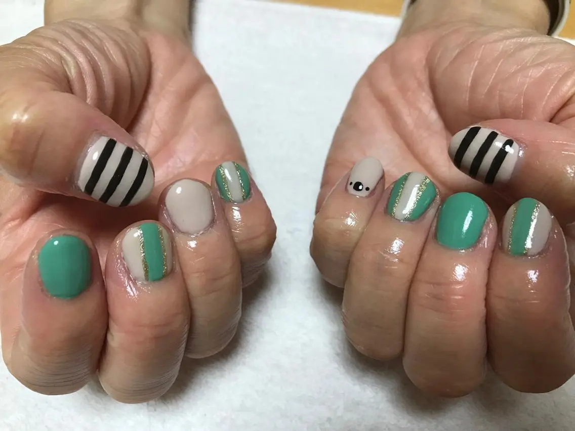 ネイル private_ salon.Leaのネイルデザイン