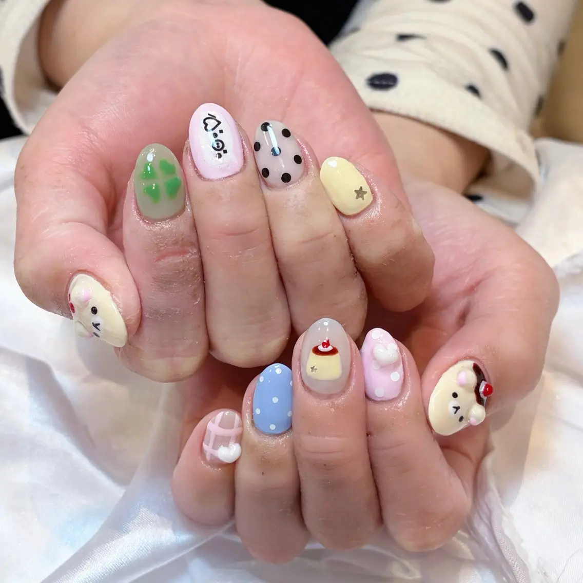 ネイル ハンドネイル sayuri ໒꒱のネイルデザイン