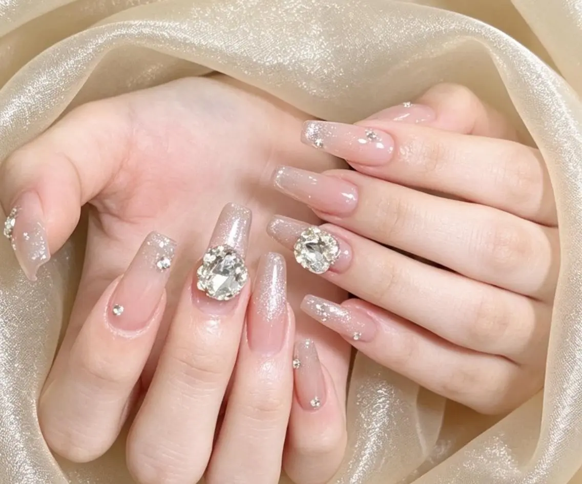 ネイル ハンドネイル ハンドケア 🍑 momo_nailのネイルデザイン