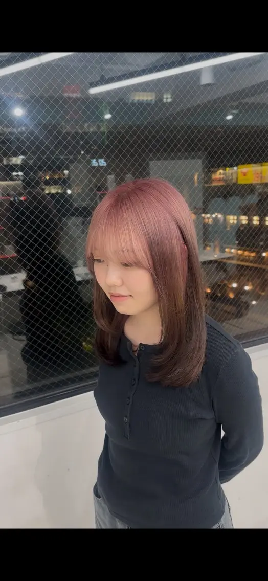 カラー ブラウンカラー デザインカラー ピンクカラー ヘアカラー 大人っぽ韓国ヘア🤍 yuma🐈‍⬛のヘアスタイル