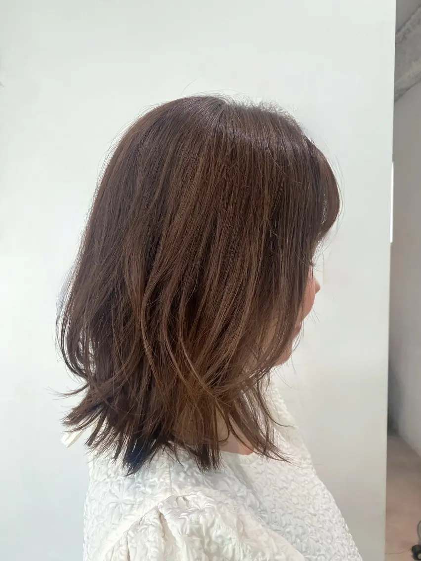 ミディアム カラー 山川 佳奈のヘアスタイル