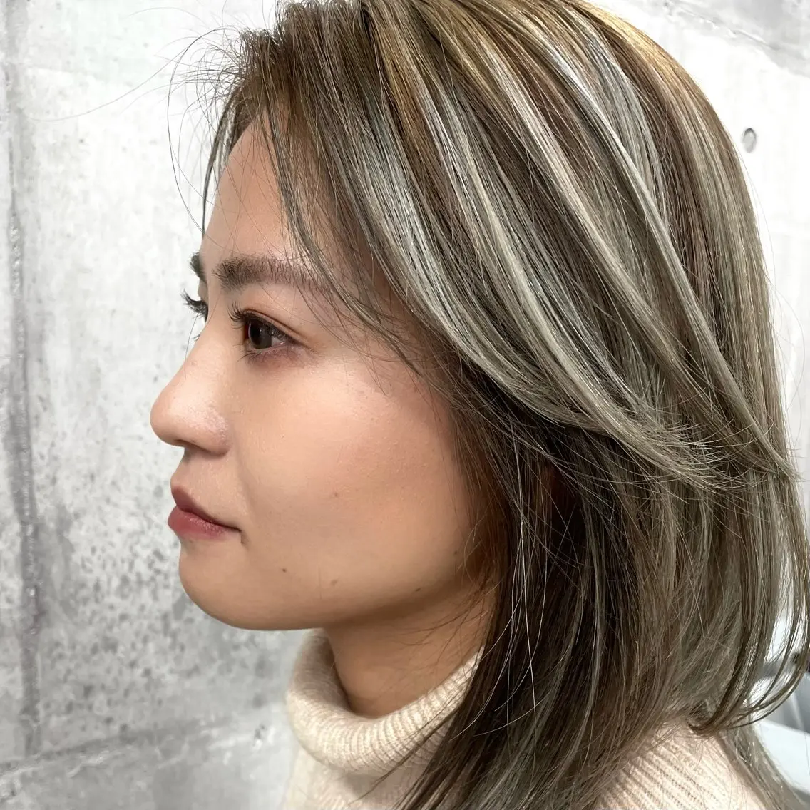 ミディアム カラー ハイライトカラー ハイライト 松村 友里圭のヘアスタイル