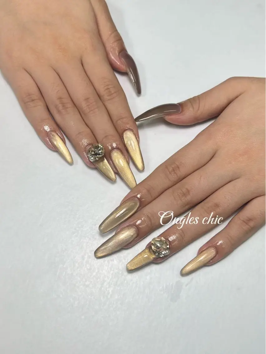 ネイル ハンドネイル ハンドケア ongles chicのネイルデザイン