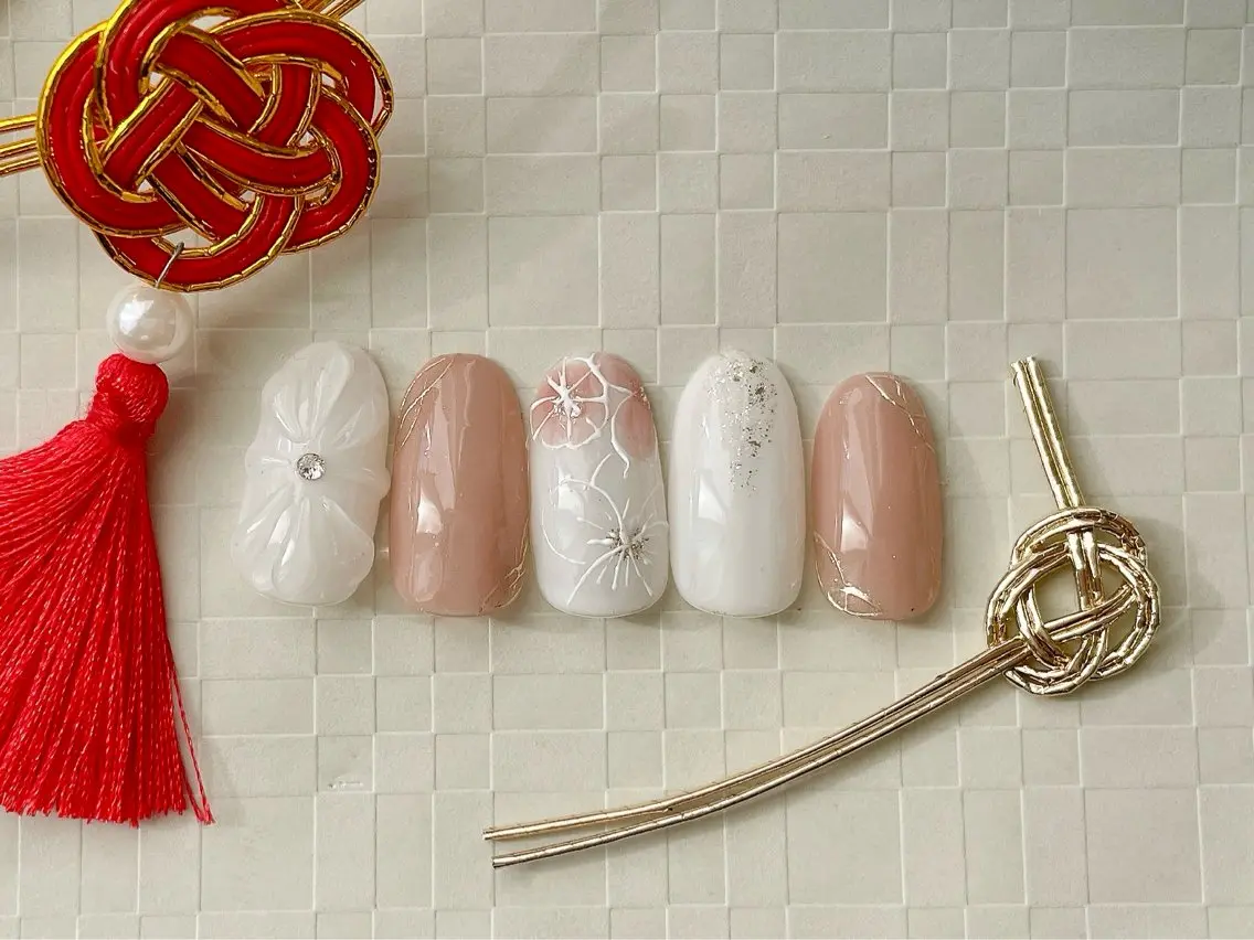 ネイル 成人式 ジェルネイル パラジェル ストーンネイル 冬ネイル kiki nail &brow二子玉川のネイルデザイン