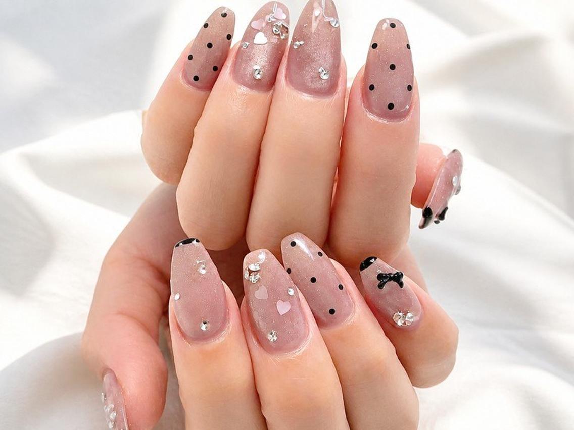 ネイル ピンク ハンドネイル Lili Nail Studio西荻窪店のネイルデザイン