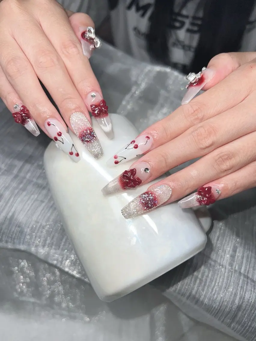 ネイル オーロラネイル チークネイル 長さ出し フットネイル フレンチネイル Lee Nailsのネイルデザイン