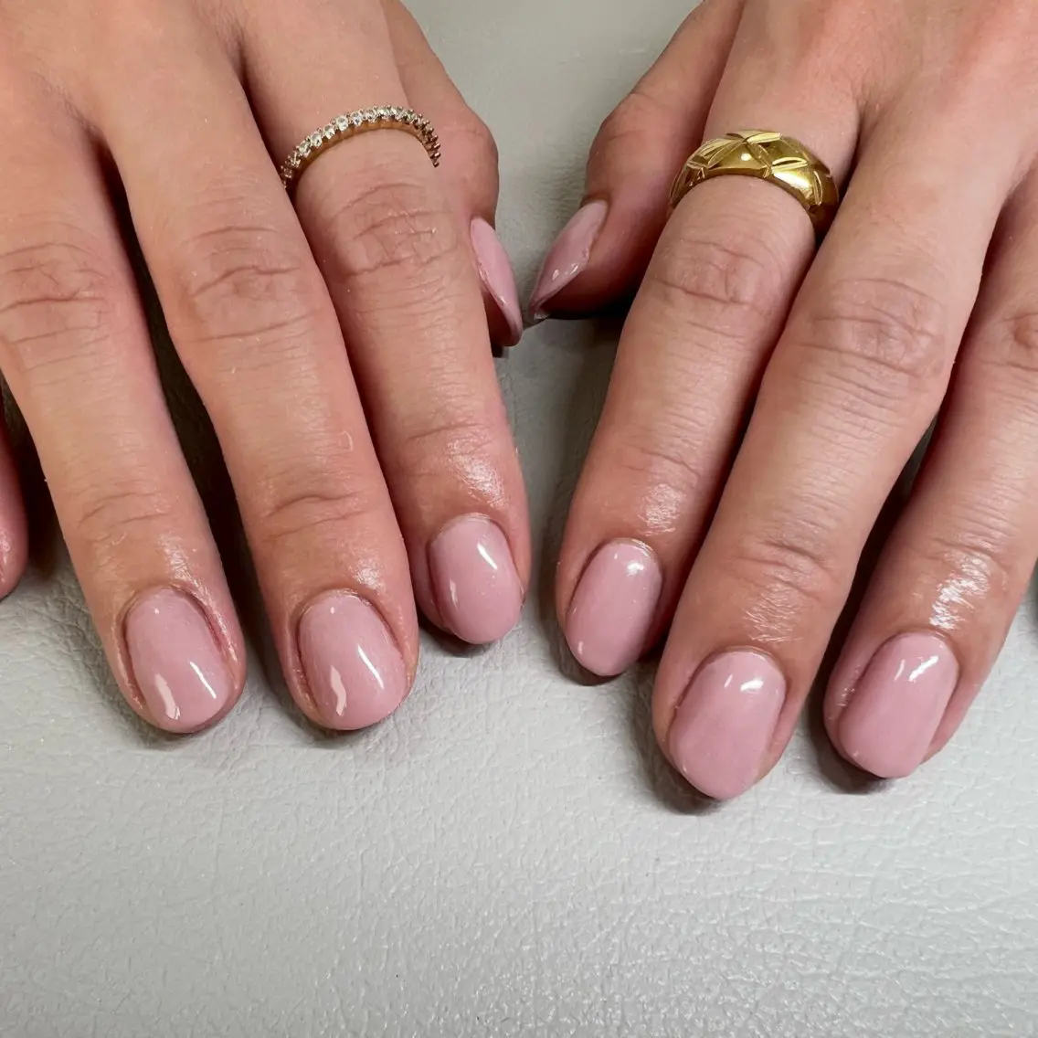 ネイル ワンカラーネイル ピンク シンプルネイル ハンドネイル AJ nailのネイルデザイン