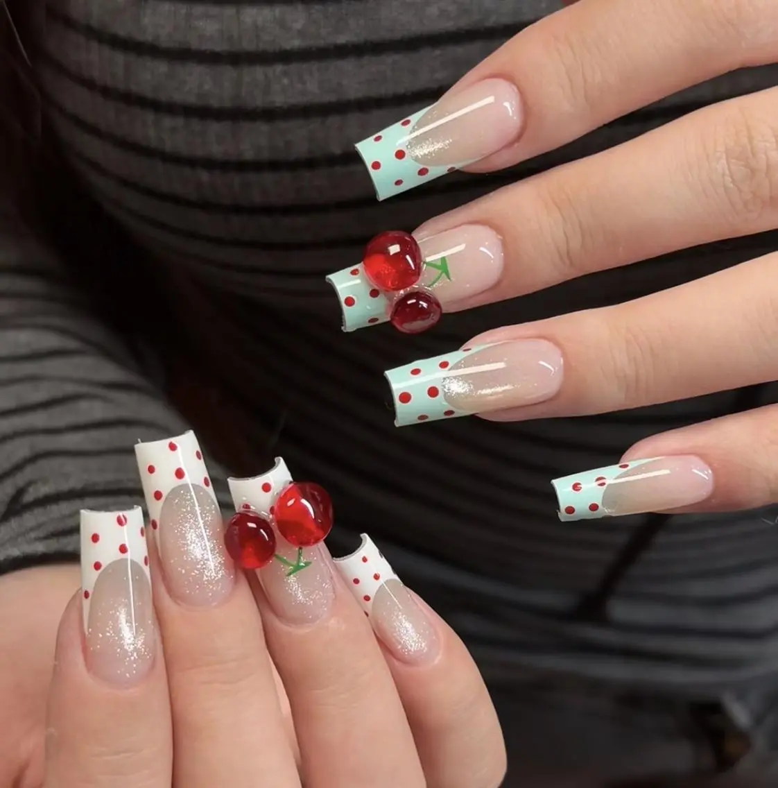 ネイル ハンドネイル 🎀 NaNa_nailのネイルデザイン