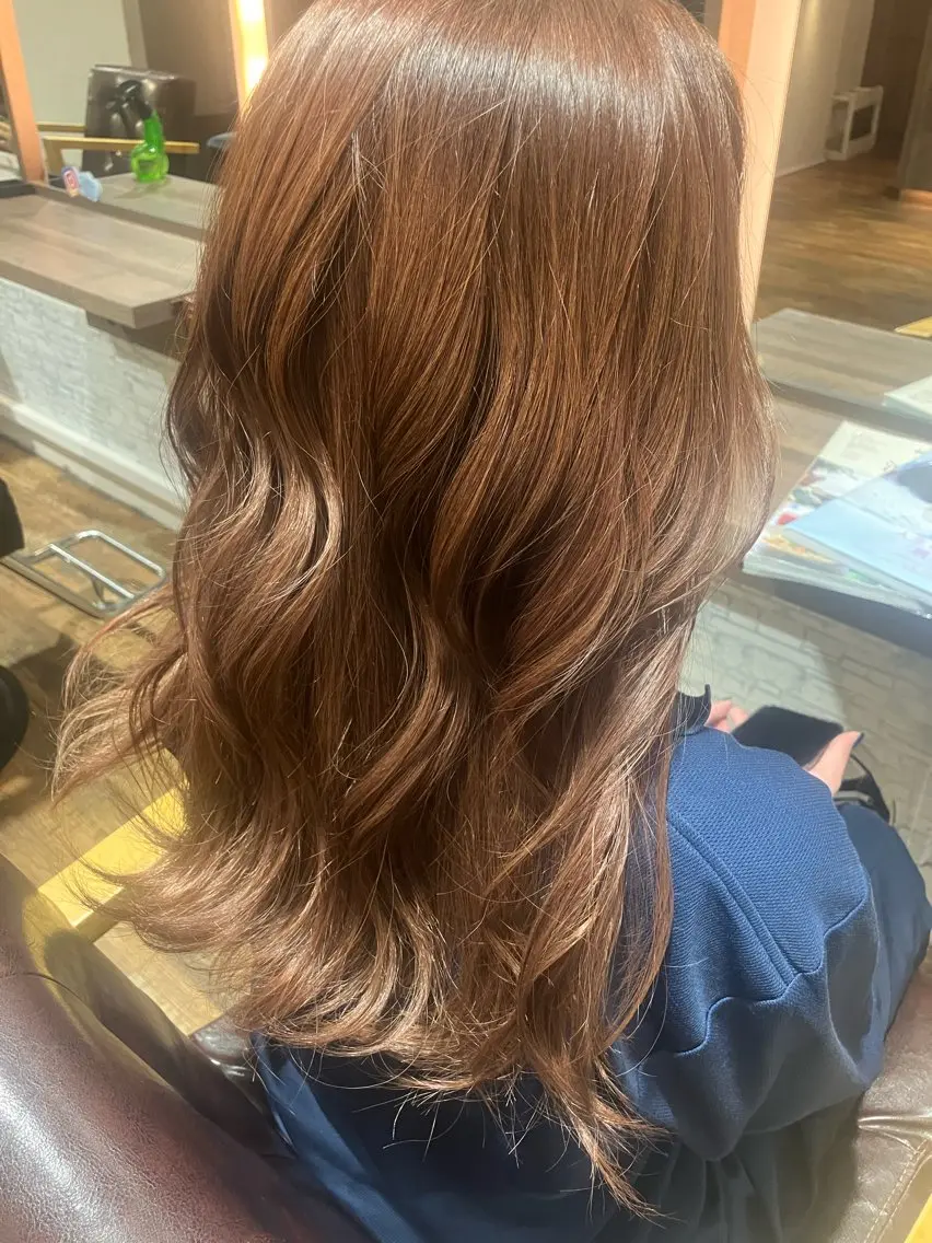 ロング カラー ヘアカラー 葉月 怜美のヘアスタイル