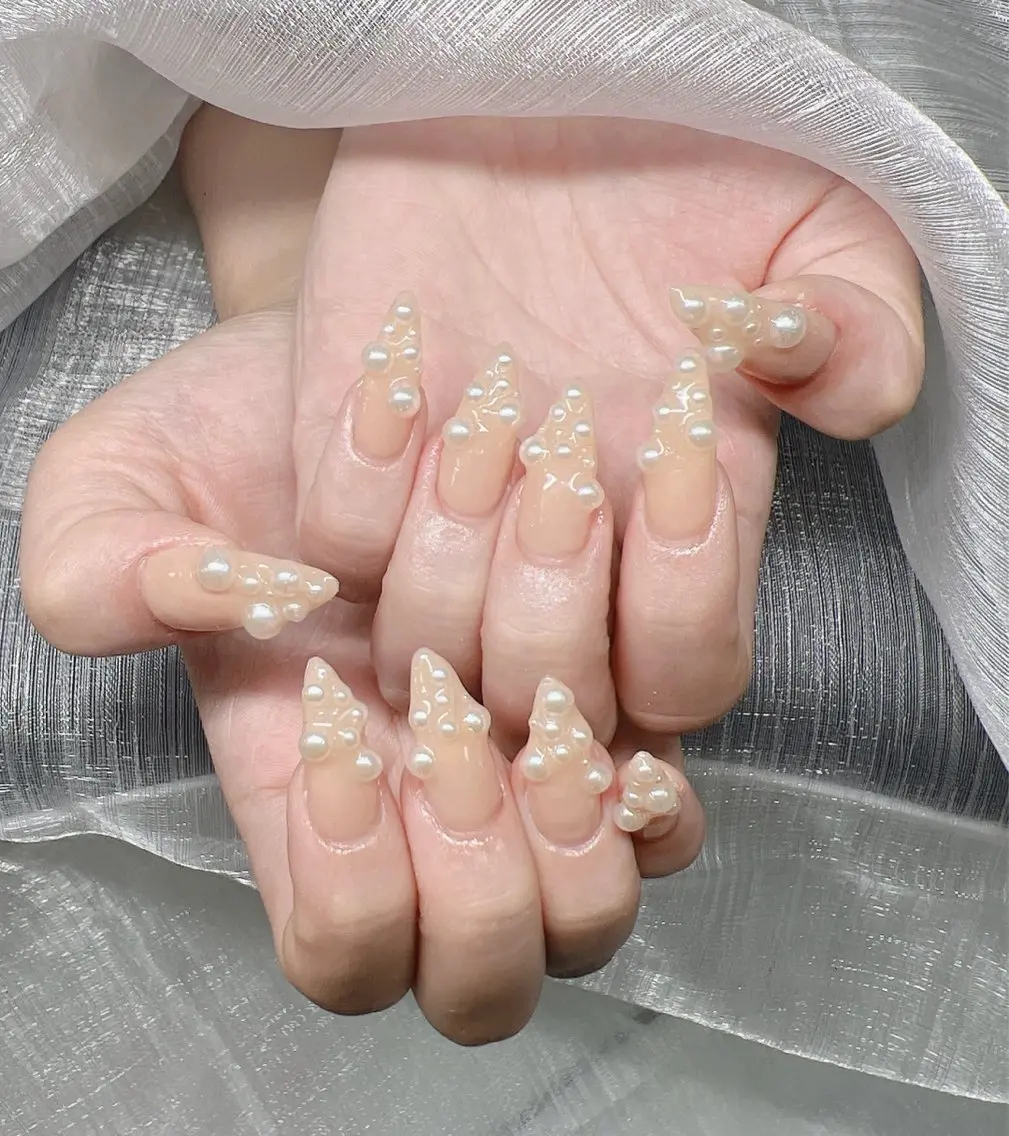 ネイル ハンドネイル Lee Nailsのネイルデザイン