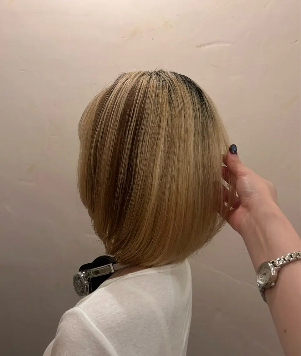 ミディアム レイヤーカット 大髙 まりののヘアスタイル