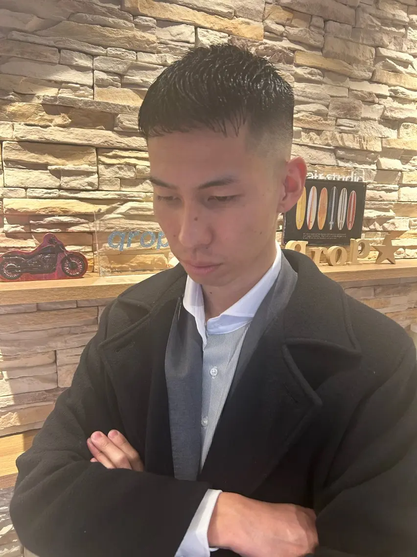 ショート メンズ フェードカット カット 佐野 大貴のヘアスタイル