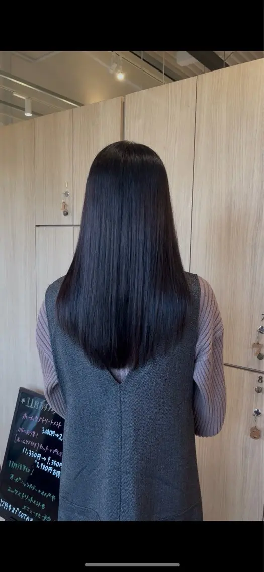 ロング カラー リエットヘアー 咲耶のヘアスタイル