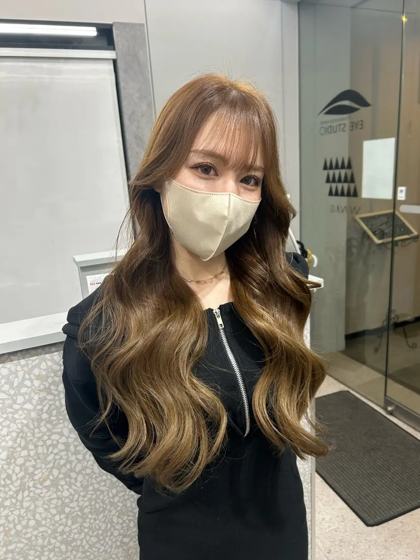 ロング カラー カット ヘアカラー トリートメント 韓国風🤍 イワサキ　リコ🍒のヘアスタイル