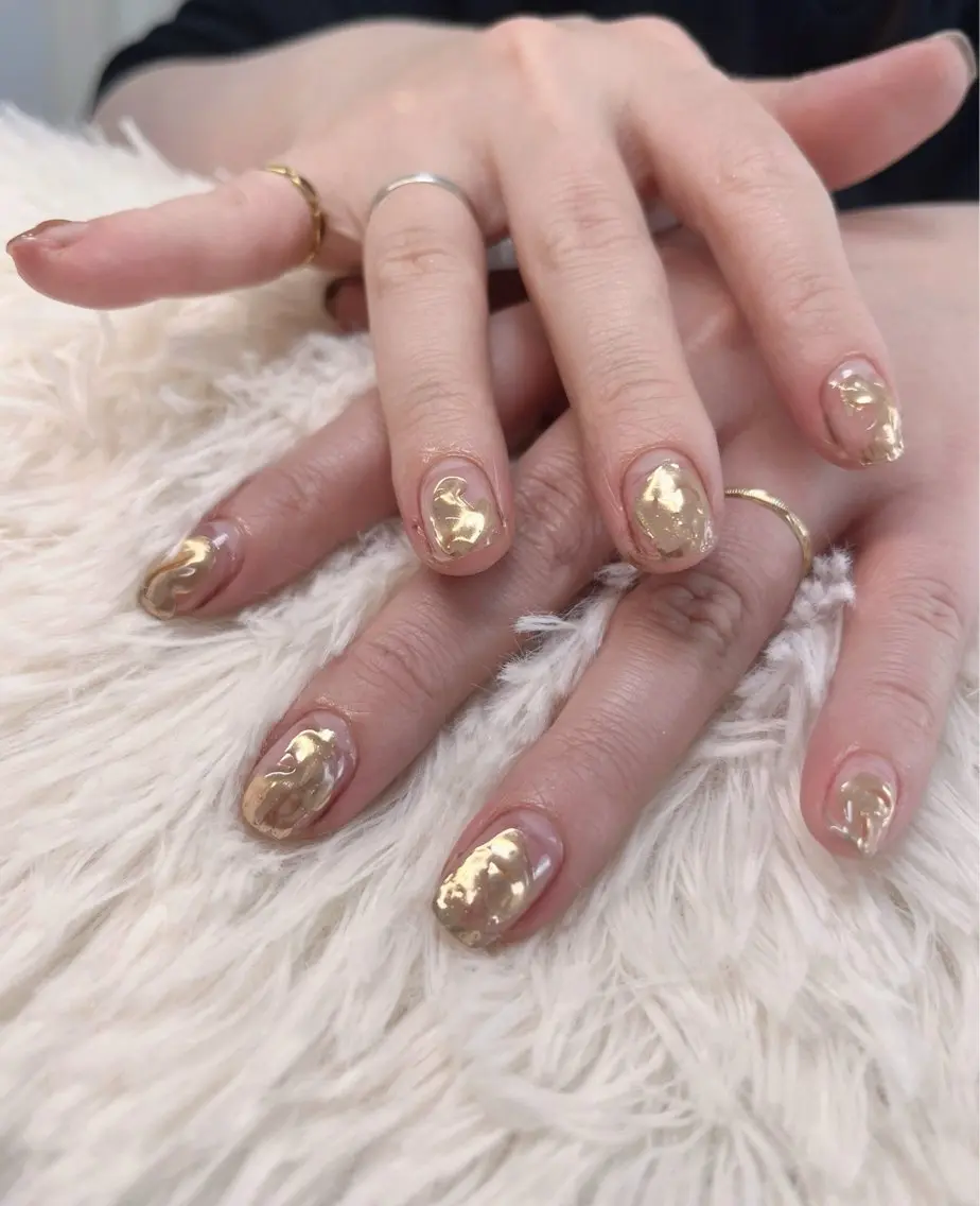 ネイル ミラーネイル ぷっくりネイル ek.nail⭐︎ kanaのネイルデザイン