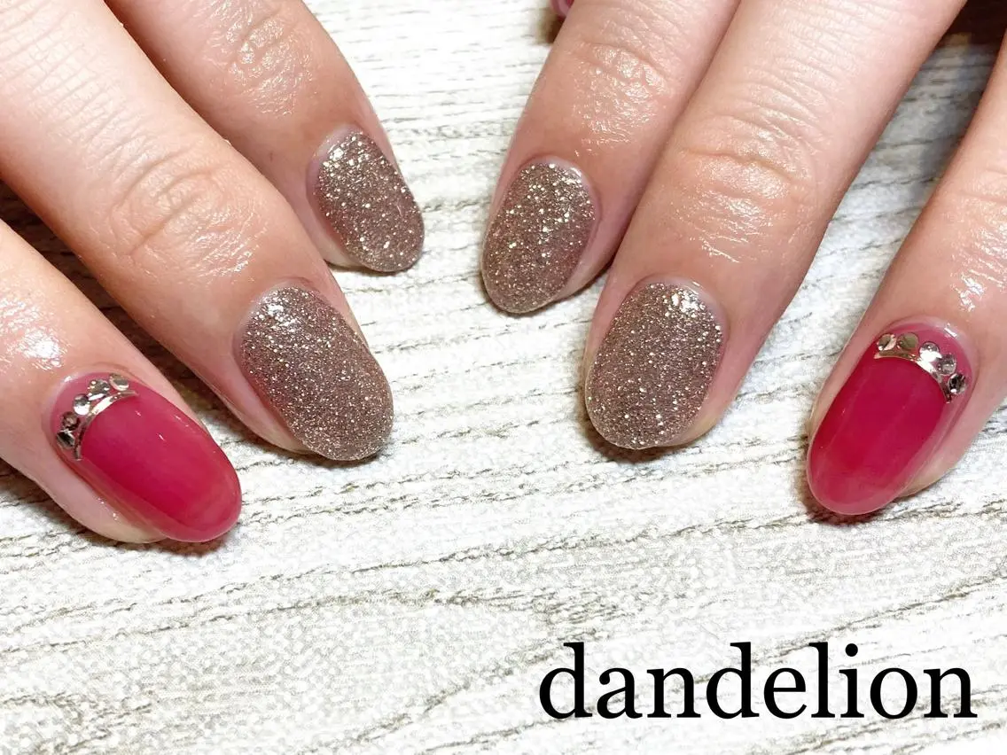 ネイル フラッシュネイル ハンドネイル ハンドケア dandelion ダンデライオンのネイルデザイン