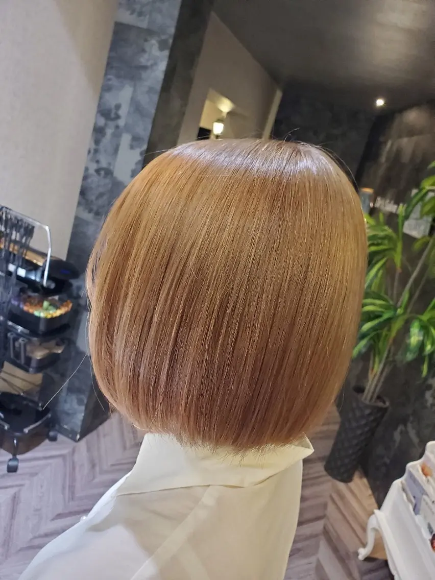ミディアム カラー 小島　崇義 ブリーチお任せ下さいのヘアスタイル