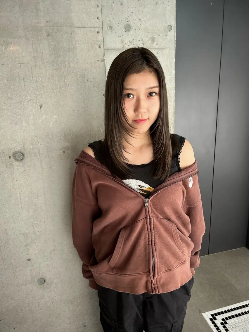 ロング カラー カット ヘアカラー トリートメント 🎨デザイン🥇 美髪・艶髪 日暮千敬のヘアスタイル