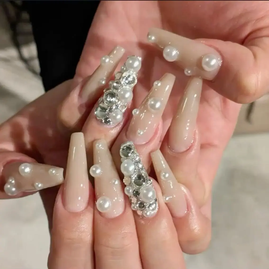 ネイル 韓国ネイル マグネットネイル 持ち込み ハンドネイル Mimi Nail_Royalのネイルデザイン