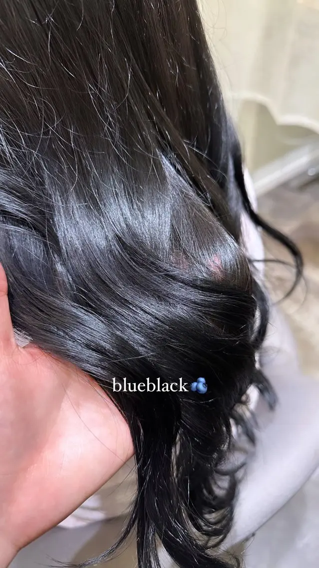 ロング ヘアカラー トリートメント kana🌻 /attraのヘアスタイル