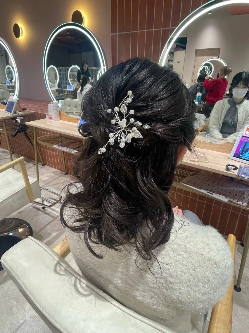 ミディアム ‪るか/‪透明感 カラー/アレンジのヘアスタイル