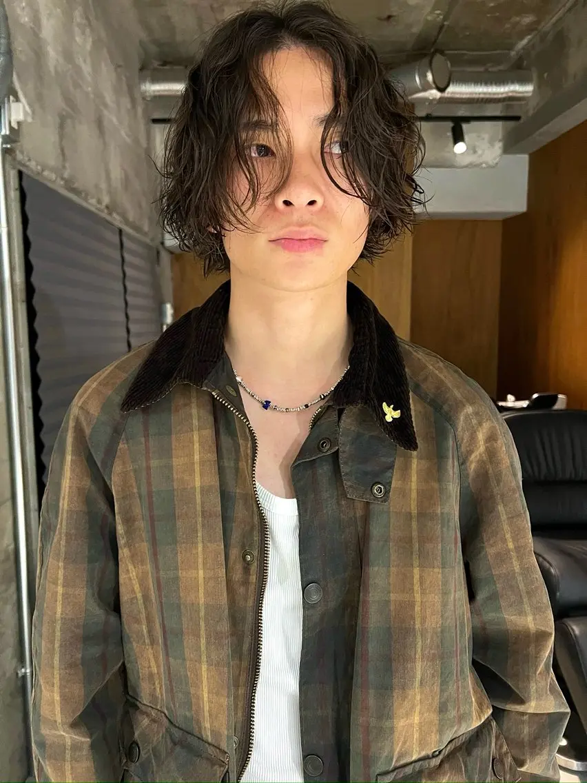 ミディアム ミディアムパーマ タナカ レイのヘアスタイル