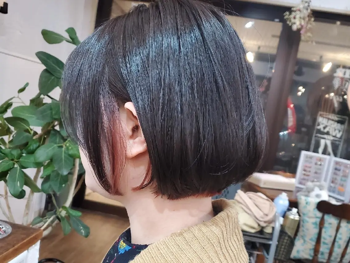 ショート 韓国レイヤー柔らかい 地毛風縮毛矯正／マツのヘアスタイル