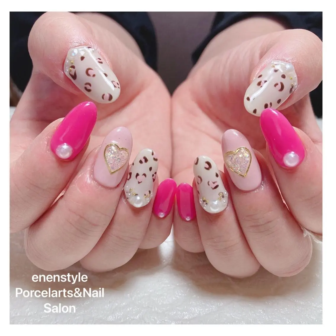 ミディアム ネイル 🐾enen style 🐾のネイルデザイン