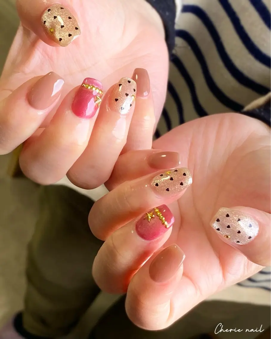 ネイル ジェルネイル ハート マグネットネイル ピンク 冬ネイル ハンドネイル Cherienail yunaのネイルデザイン