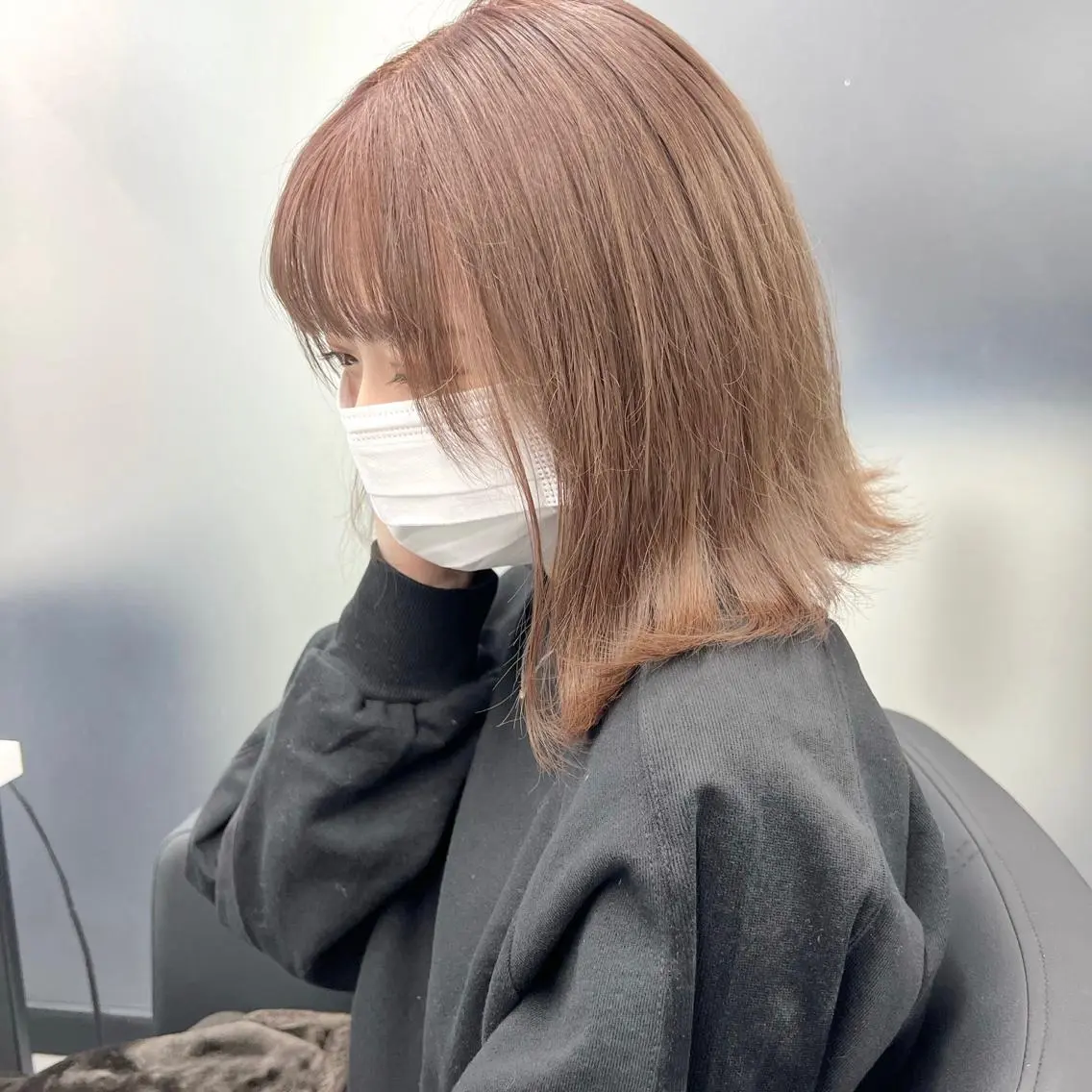 ミディアム カラー シールエクステ ハイトーンカラー エクステ ヘアカラー シールエクステ特化 ハイトーン、NANAのヘアスタイル