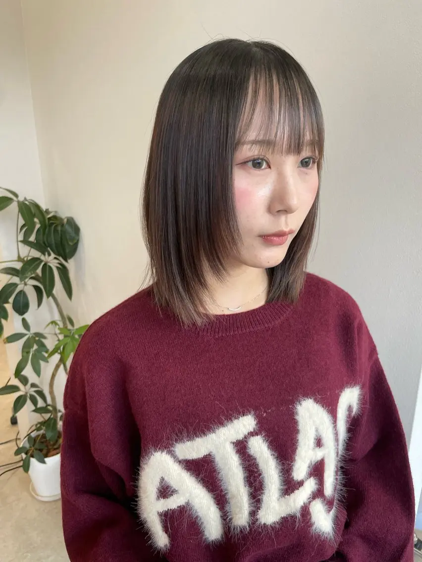 ミディアム カット ヘアカラー トリートメント 鈴木 梨瑚のヘアスタイル