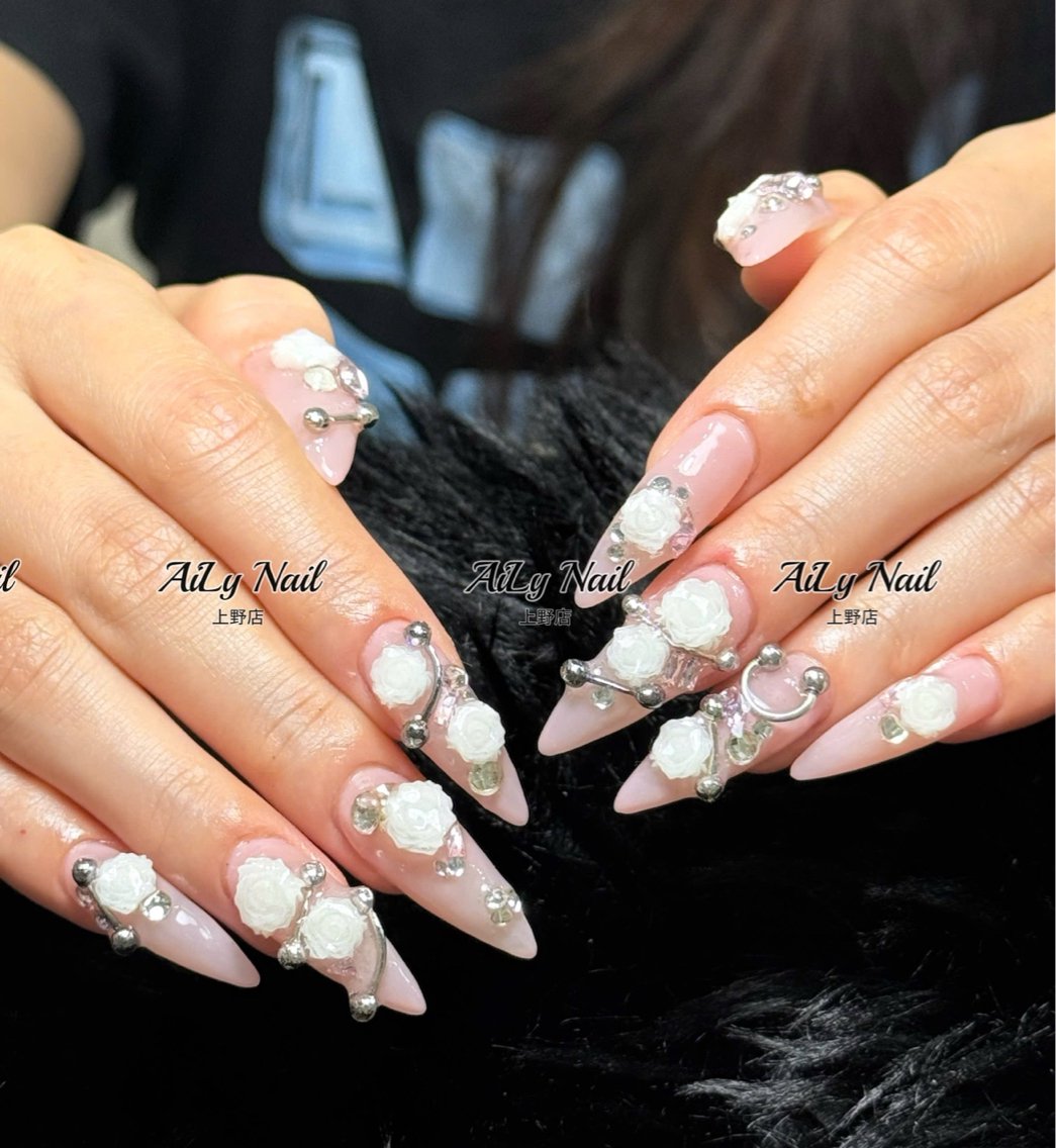 ネイル アートネイル ジェルネイル マグネットネイル ニュアンスネイル シンプルネイル ハンドネイル AiLy Nail 上野店のネイルデザイン