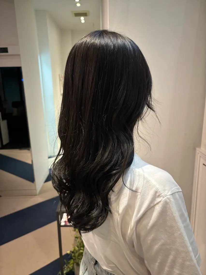 ロング カラー カット ヘアカラー トリートメント ワタナベ イオリ🧼のヘアスタイル