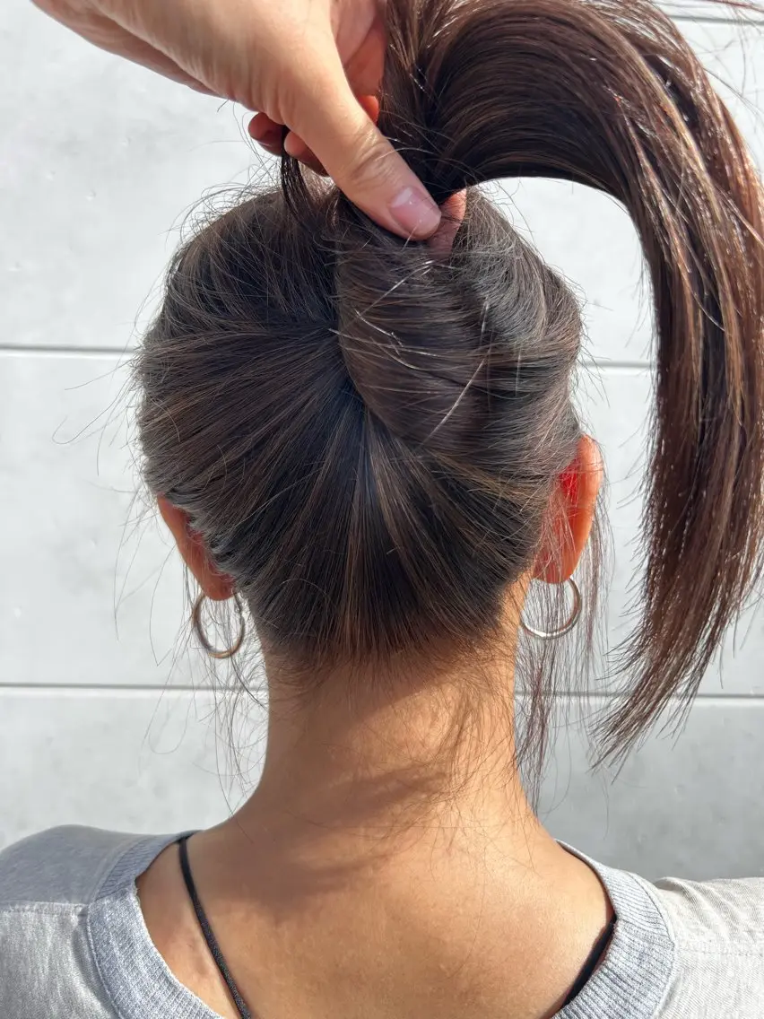 ロング カラー 西郷 友菜のヘアスタイル