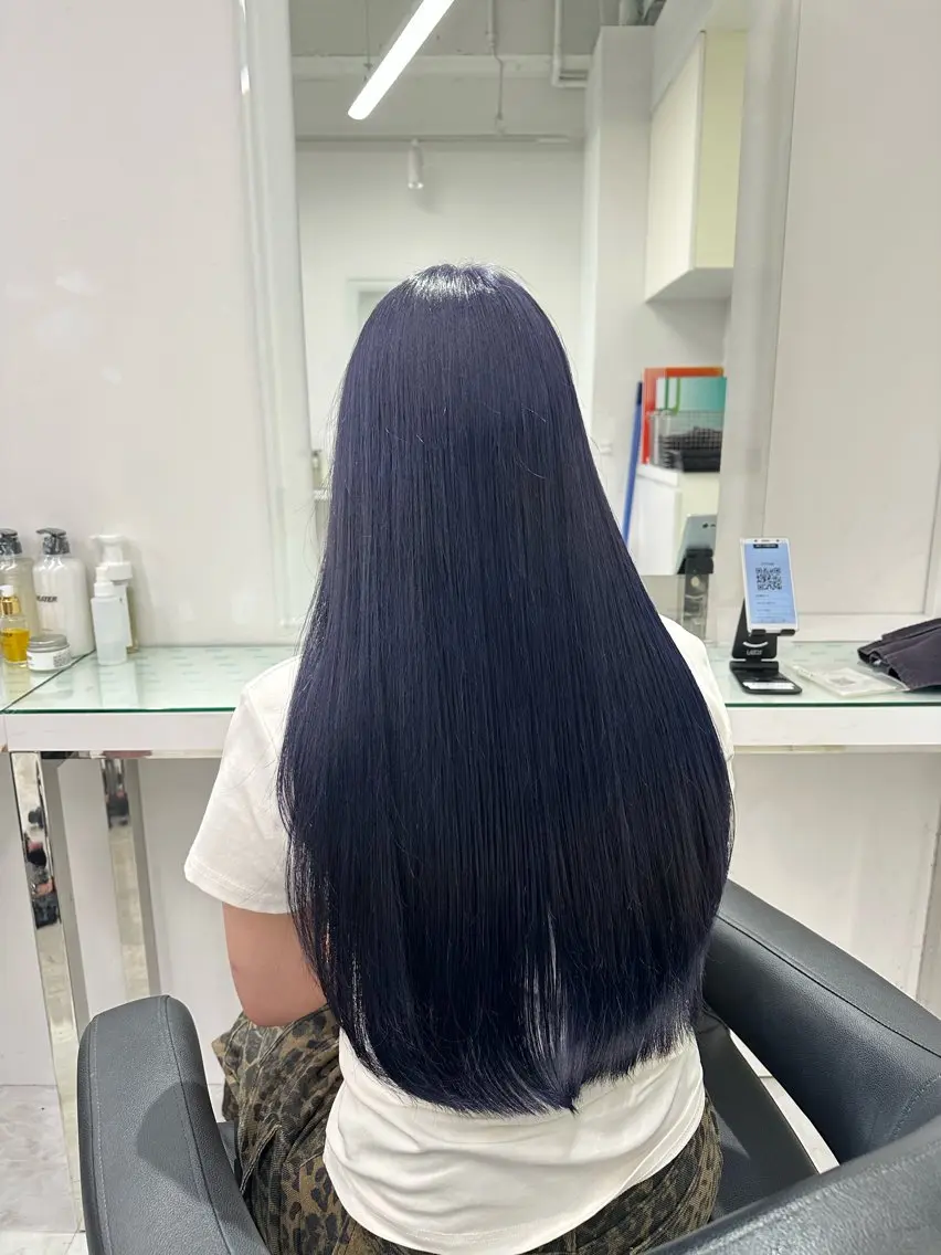 カラー ネイビーカラー ヘアカラー 💎色落ちまで綺麗 寒色HARUKA💎のヘアスタイル