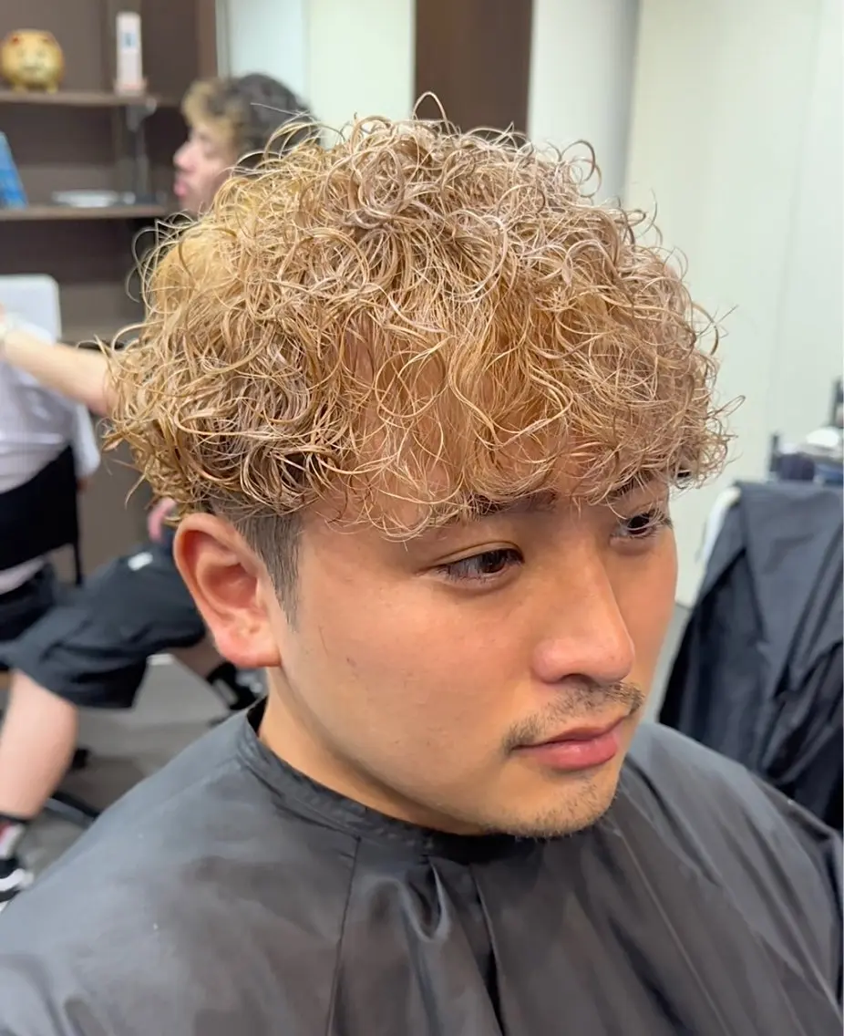 パーマ メンズ メンズブリーチ メンズパーマ カット ヘアカラー パーマ 年間2000名担当◎ パーマ職人/仲原佑樹のヘアスタイル