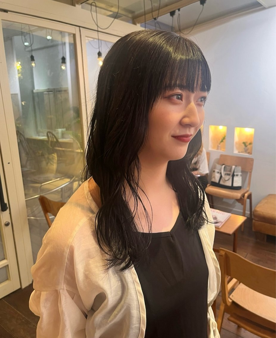 ロング カラー くいた あやなのヘアスタイル