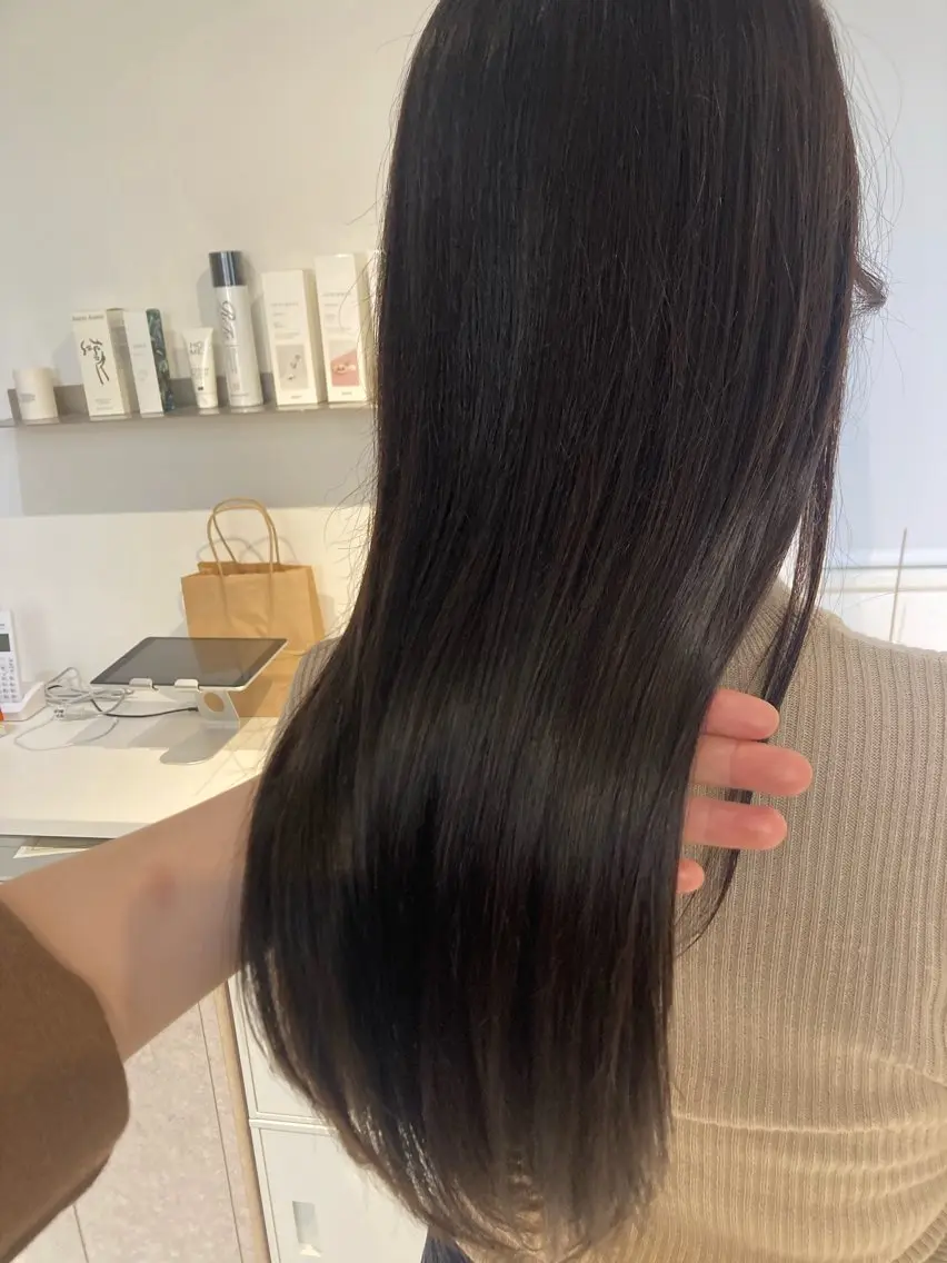 ロング ✨色持ちの良い艶 カラー✨蟹江真世のヘアスタイル