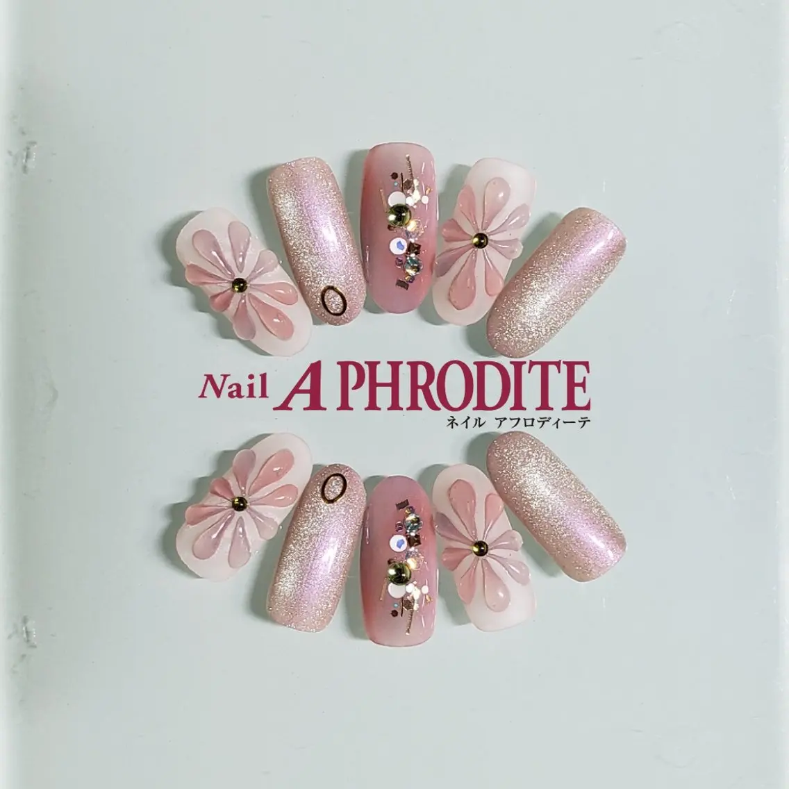 ネイル ジェルネイル ニュアンスネイル スカルプネイル ソフトジェル ネイルチップ ハンドネイル Nail Aphroditeのネイルデザイン
