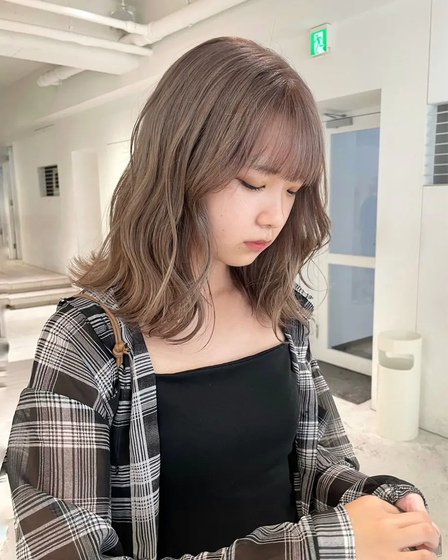 ミディアム ヘアカラー haruko🎀⌇ レイヤーカットのヘアスタイル