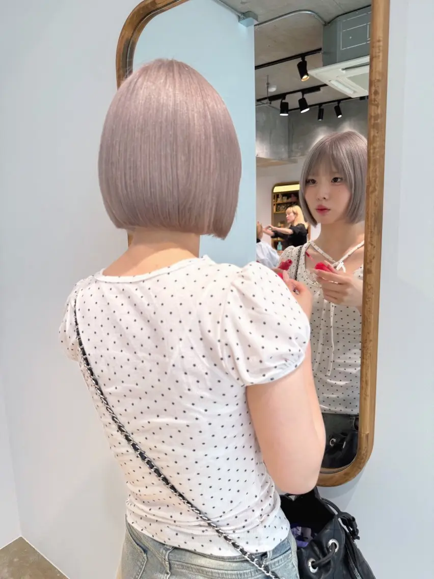ミディアム カラー ベージュカラー ホワイトベージュ ボブ miyuki .のヘアスタイル
