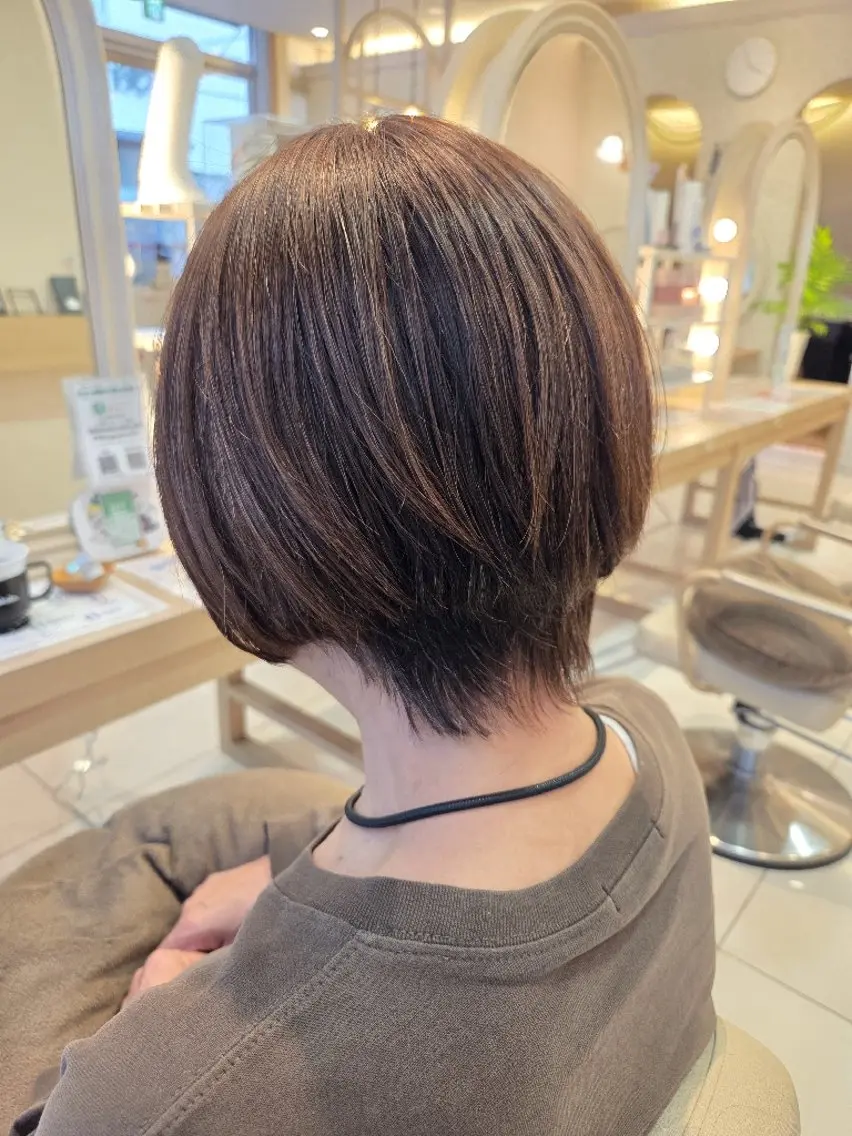 ショート 大嶋 佳保留のヘアスタイル