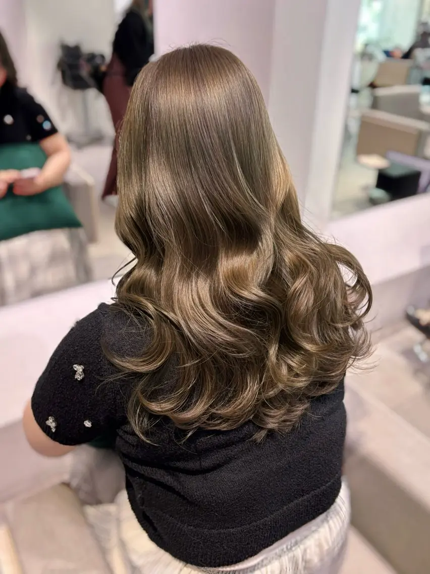 ロング カラー ベージュカラー ミント ミントベージュ 韓国風ヘア レイヤーカット カット ヘアカラー トリートメント 銀座/韓国レイヤー/ 艶カラー🍓原田侑依のヘアスタイル